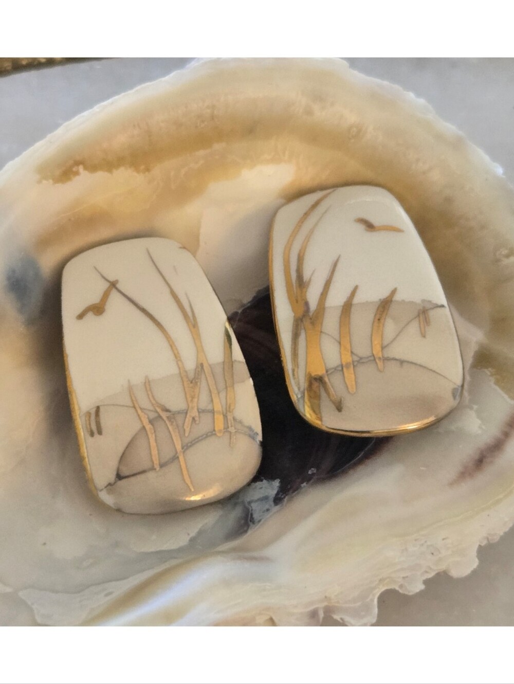Vtg 80s 90s Painted Japanese Landscape Clip-on Earrings, Enamel, Watercolor